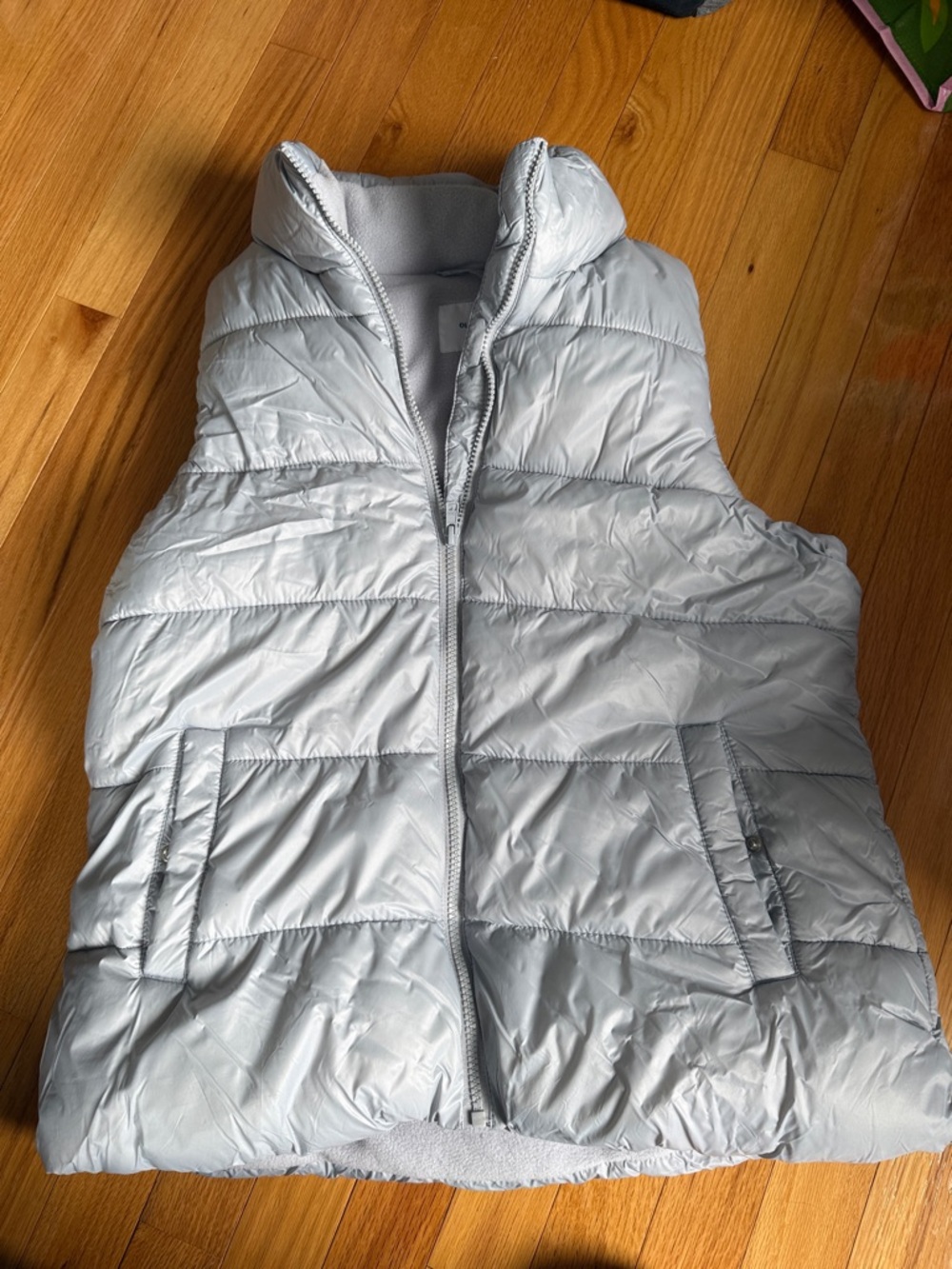 Old Navy Light Gray Quilted Puffer Vest